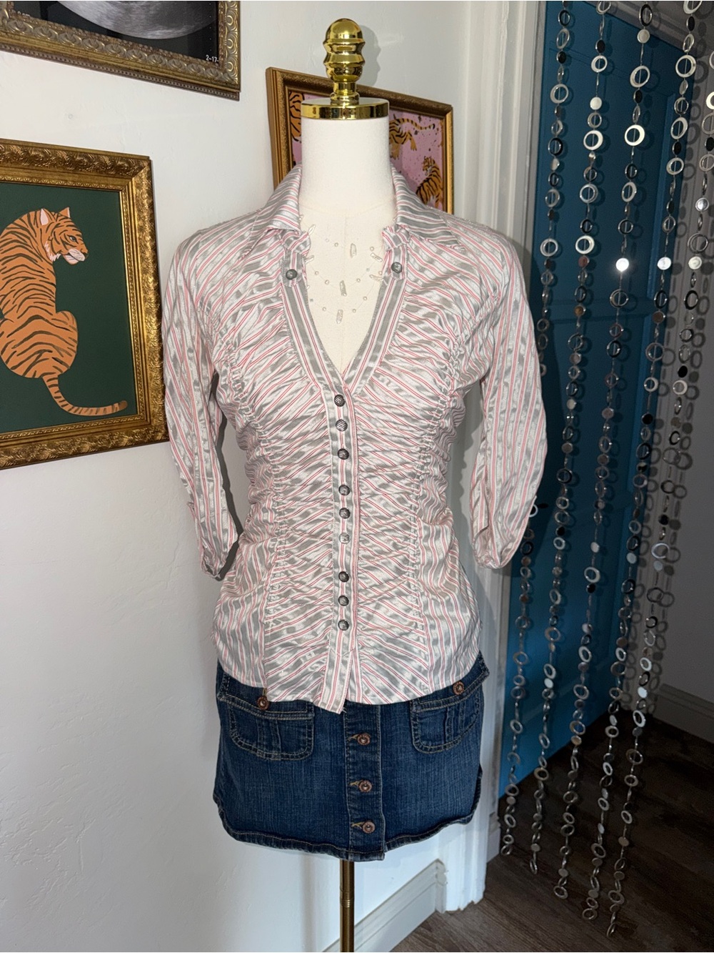 Vintage Y2K Ruched Button-Front Women’s Top in Red Stripe